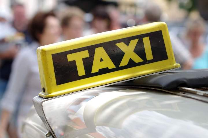 Vente et location lumineux taxi, Torcy